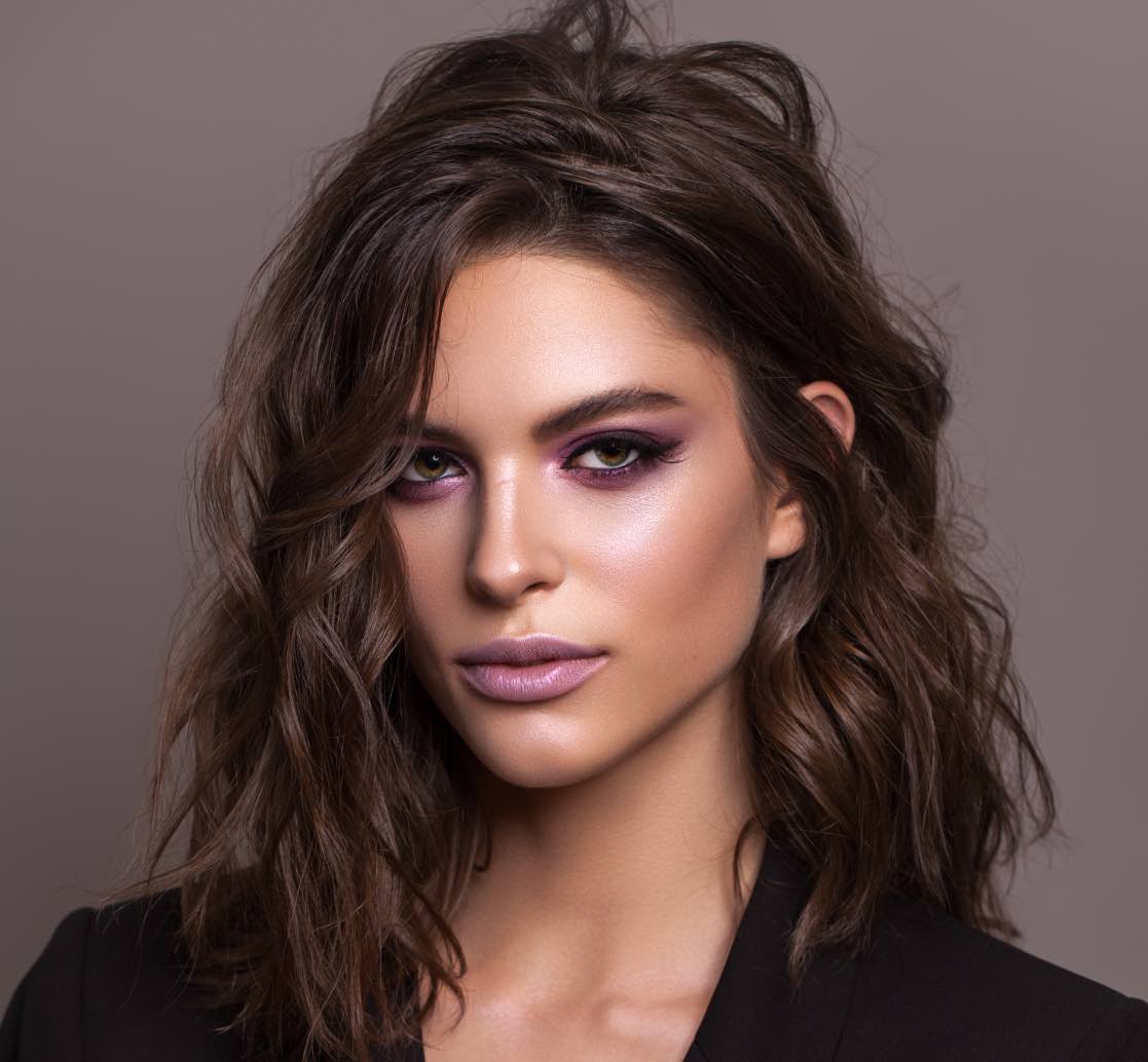 Root touch up is essential to your look - let the Cutting Crew Hair Salon professionals take care of it for you.